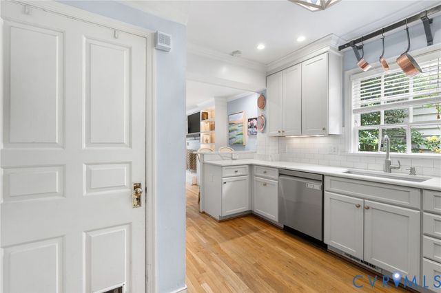 4009 Hanover Ave, Richmond, VA 23221