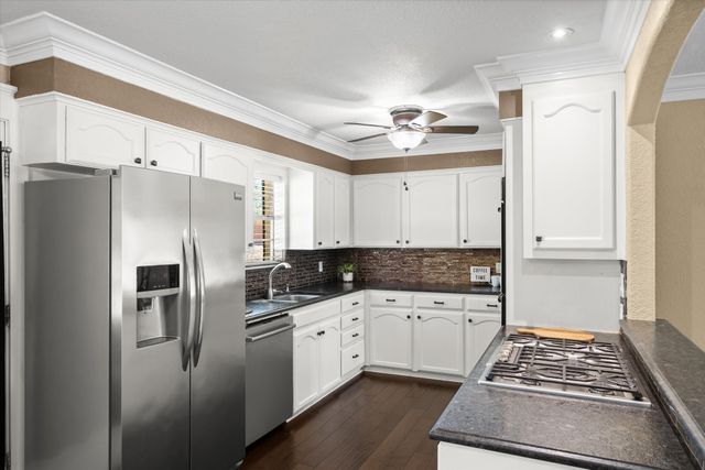 1015 W College Street, Canton, TX 75103