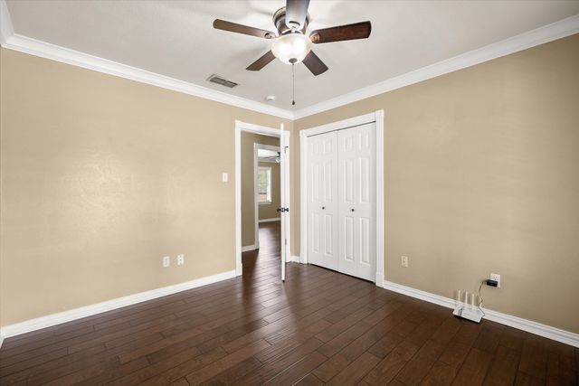1015 W College Street, Canton, TX 75103