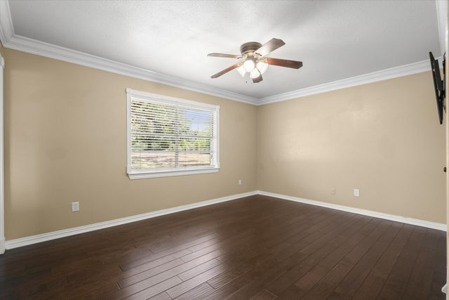 1015 W College Street, Canton, TX 75103