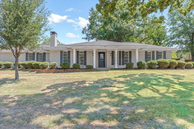 1015 W College Street, Canton, TX 75103