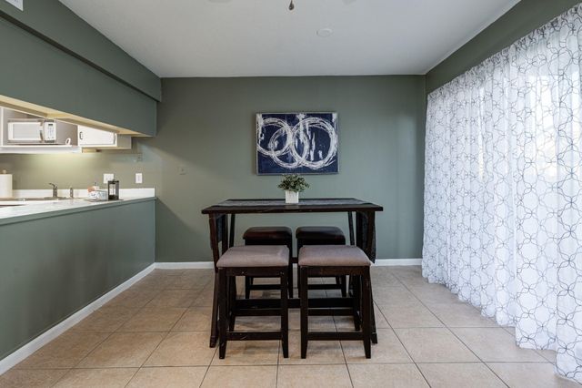 308 SW Miracle Strip Parkway 33B, Fort Walton Beach, FL 32548