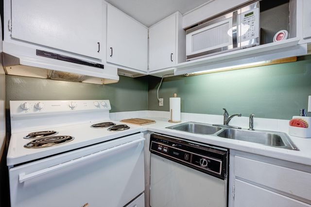 308 SW Miracle Strip Parkway 33B, Fort Walton Beach, FL 32548