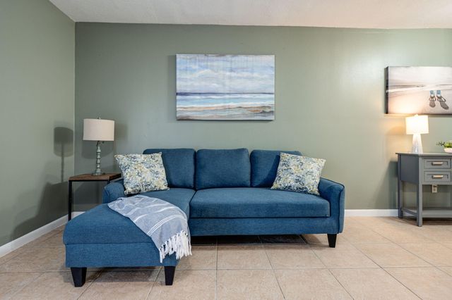 308 SW Miracle Strip Parkway 33B, Fort Walton Beach, FL 32548