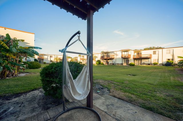 308 SW Miracle Strip Parkway 33B, Fort Walton Beach, FL 32548