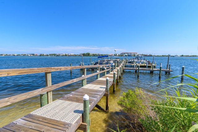 308 SW Miracle Strip Parkway 33B, Fort Walton Beach, FL 32548