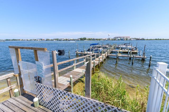 308 SW Miracle Strip Parkway 33B, Fort Walton Beach, FL 32548