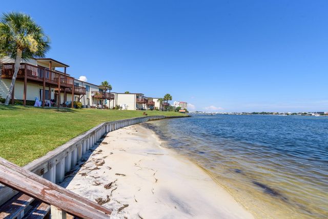 308 SW Miracle Strip Parkway 33B, Fort Walton Beach, FL 32548