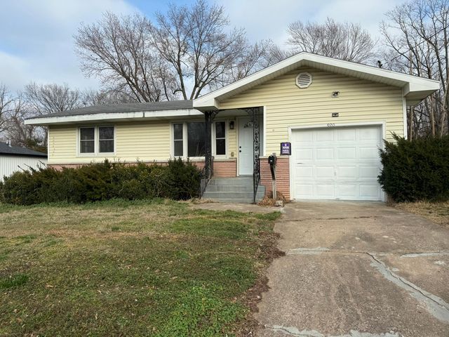 920 N Broadway Avenue, Springfield, MO 65802