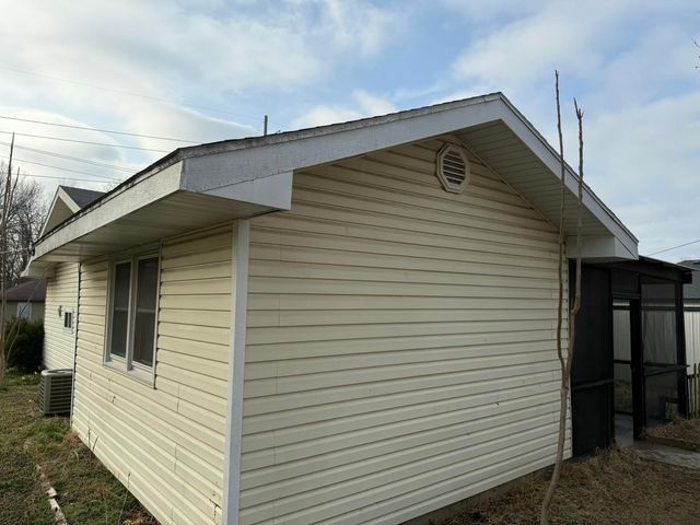 920 N Broadway Avenue, Springfield, MO 65802