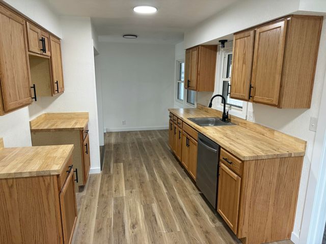 920 N Broadway Avenue, Springfield, MO 65802