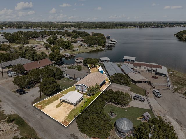 5221 River Ridge Street, Granbury, TX 76048