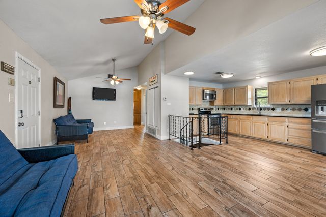 5221 River Ridge Street, Granbury, TX 76048