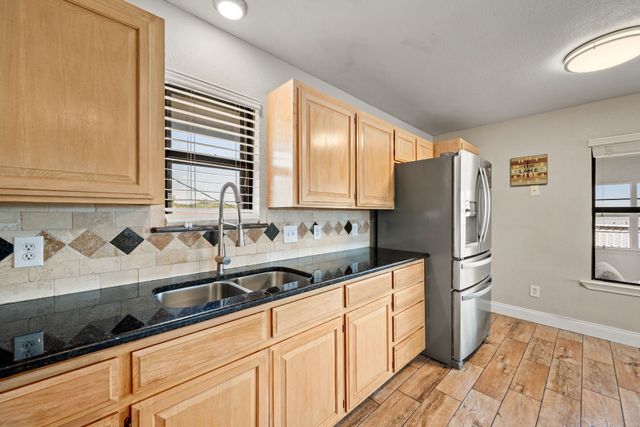 5221 River Ridge Street, Granbury, TX 76048