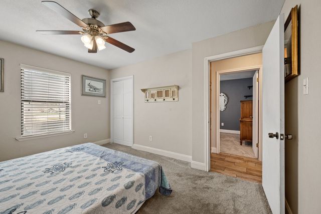 5221 River Ridge Street, Granbury, TX 76048