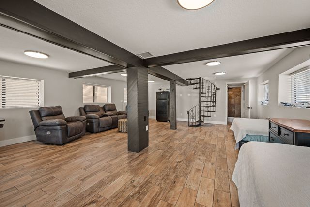 5221 River Ridge Street, Granbury, TX 76048