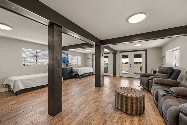 5221 River Ridge Street, Granbury, TX 76048