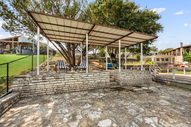 5221 River Ridge Street, Granbury, TX 76048