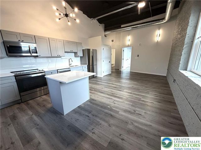 810 Monocacy Street 303, Bethlehem City, PA 18018
