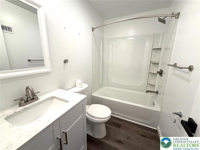 810 Monocacy Street 303, Bethlehem City, PA 18018