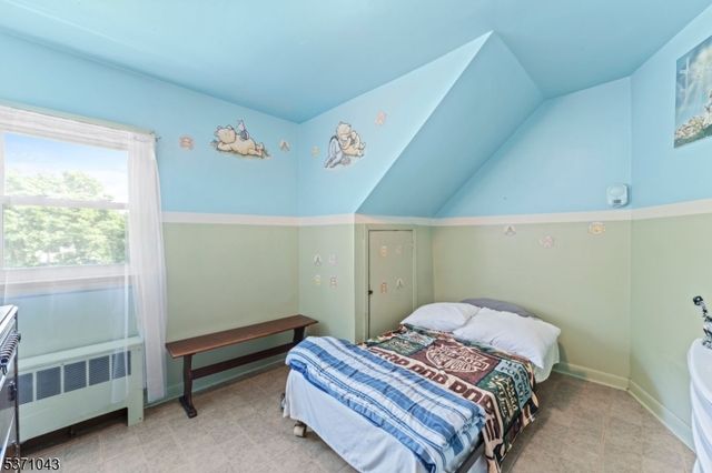 305 W Elm St, Linden City, NJ 07036