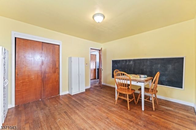 305 W Elm St, Linden City, NJ 07036