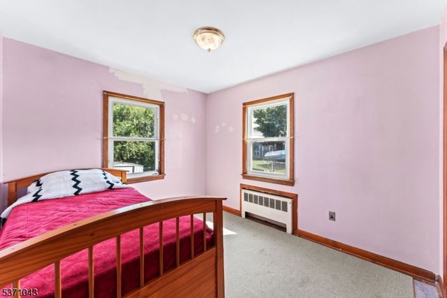 305 W Elm St, Linden City, NJ 07036