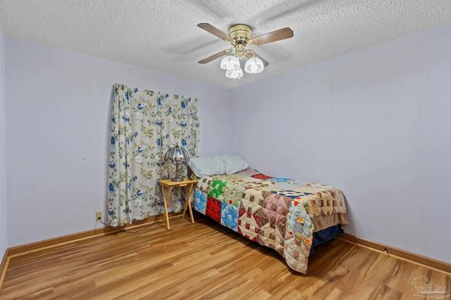 4441 Sleepy Hammock Dr, Milton, FL 32583