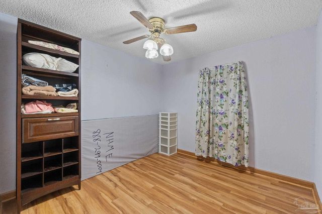 4441 Sleepy Hammock Dr, Milton, FL 32583