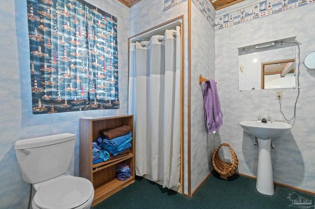 4441 Sleepy Hammock Dr, Milton, FL 32583