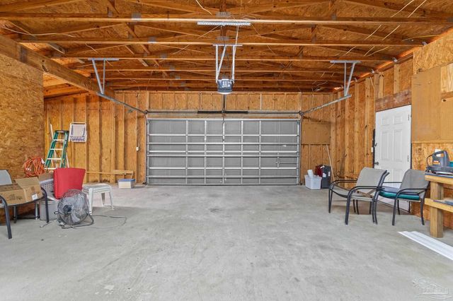 4441 Sleepy Hammock Dr, Milton, FL 32583