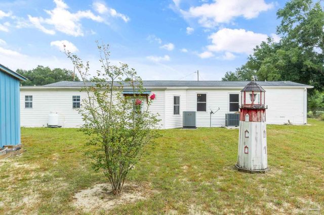 4441 Sleepy Hammock Dr, Milton, FL 32583