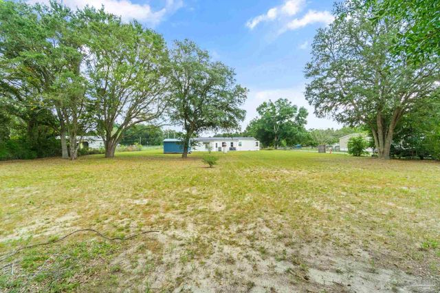 4441 Sleepy Hammock Dr, Milton, FL 32583