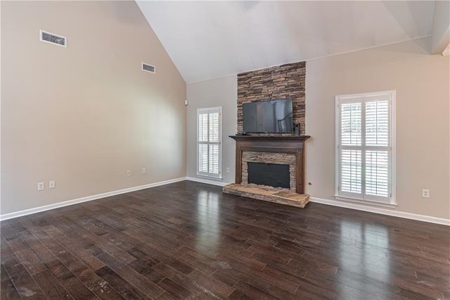 2649 Waters Edge Drive, Gainesville, GA 30504