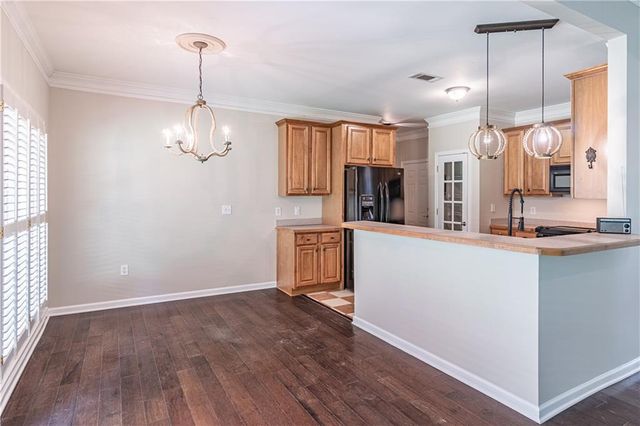 2649 Waters Edge Drive, Gainesville, GA 30504