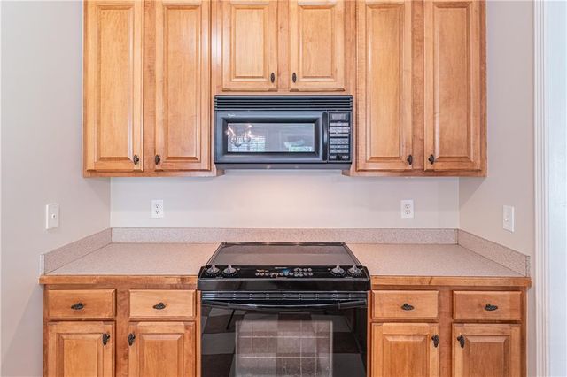 2649 Waters Edge Drive, Gainesville, GA 30504