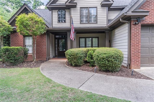 2649 Waters Edge Drive, Gainesville, GA 30504