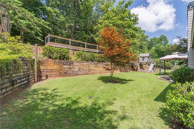 2649 Waters Edge Drive, Gainesville, GA 30504