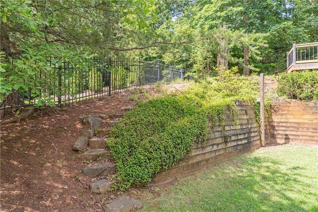 2649 Waters Edge Drive, Gainesville, GA 30504