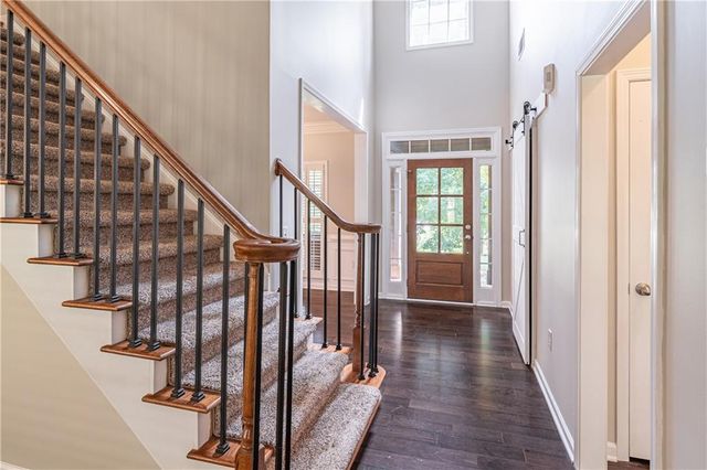 2649 Waters Edge Drive, Gainesville, GA 30504