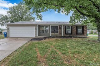 11757 Vizcuya Court, Florissant, MO 63033