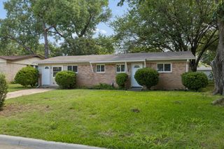 2013 Alan A Dale Road, Arlington, TX 76013