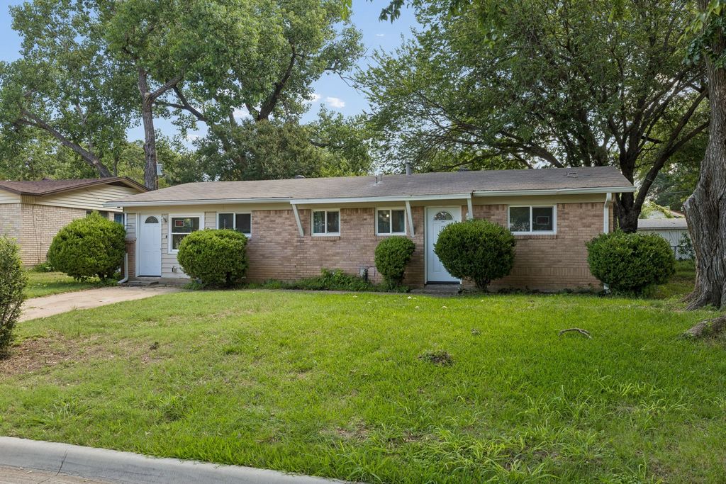 2013 Alan A Dale Road, Arlington, TX 76013