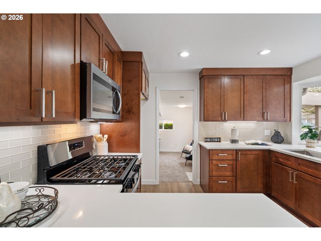 4175 Sw TUALAWAY Ave, Beaverton, OR 97005