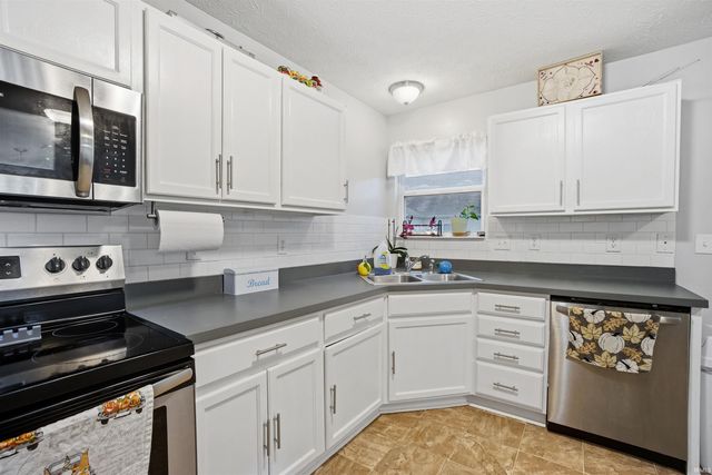 4209 Wildoner Drive, Marion, IN 46953