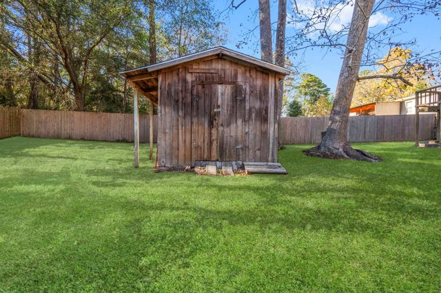 326 Timberline Drive, Onalaska, TX 77360