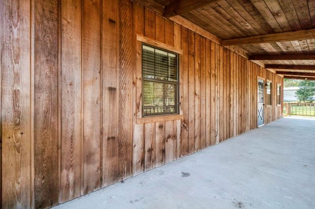 326 Timberline Drive, Onalaska, TX 77360