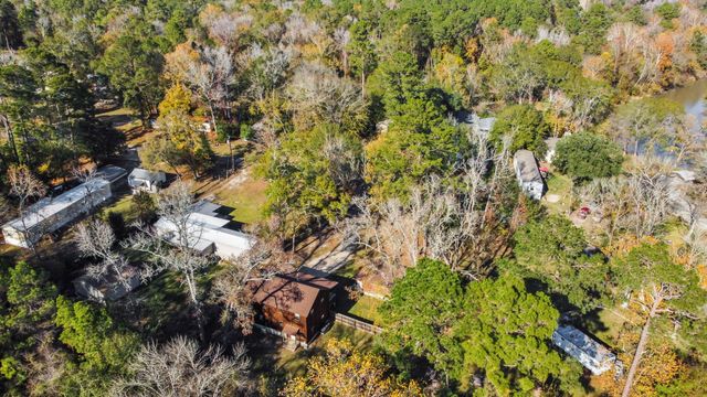 326 Timberline Drive, Onalaska, TX 77360