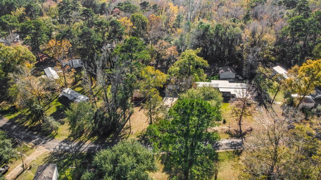326 Timberline Drive, Onalaska, TX 77360