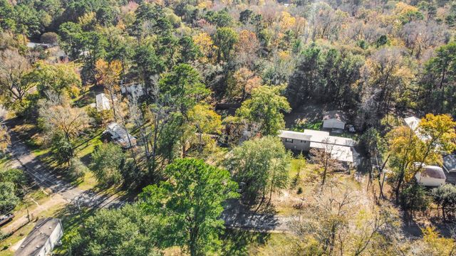 326 Timberline Drive, Onalaska, TX 77360